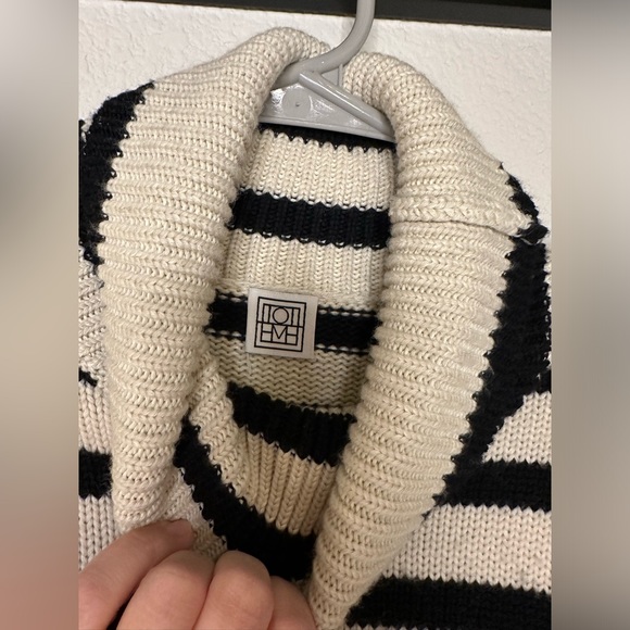 Signature stripe turtleneck light sand - Picture 5 of 7